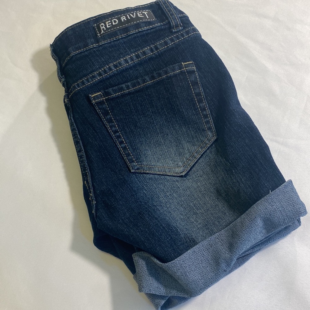 Red Rivet woman’s jean shorts size 3.